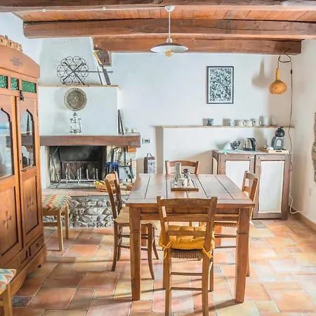 Сasa de vacaciones Su Cucumiao - Tipica Casa Con Terraza Panoramica Santu Lussurgiu